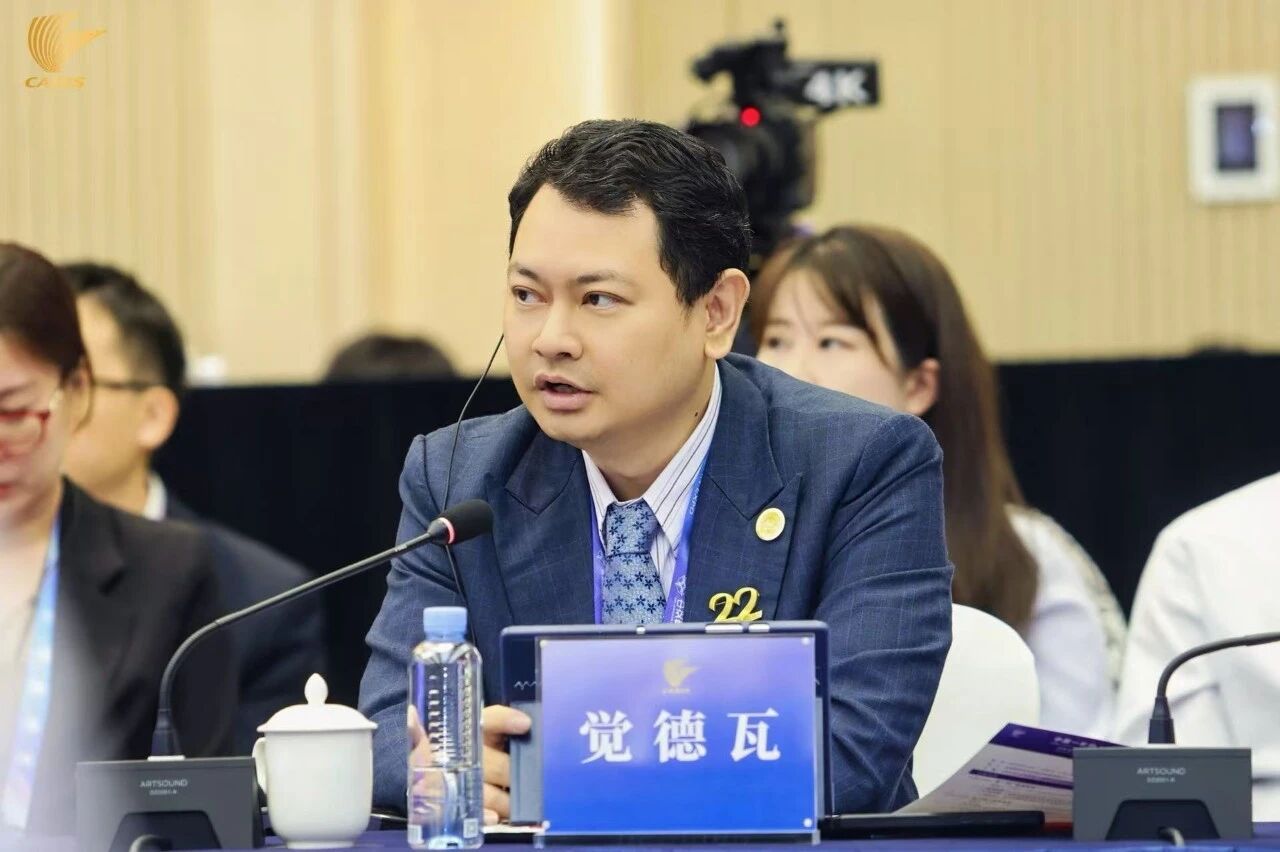 1758859438823988.jpg 1758859438823988.jpg